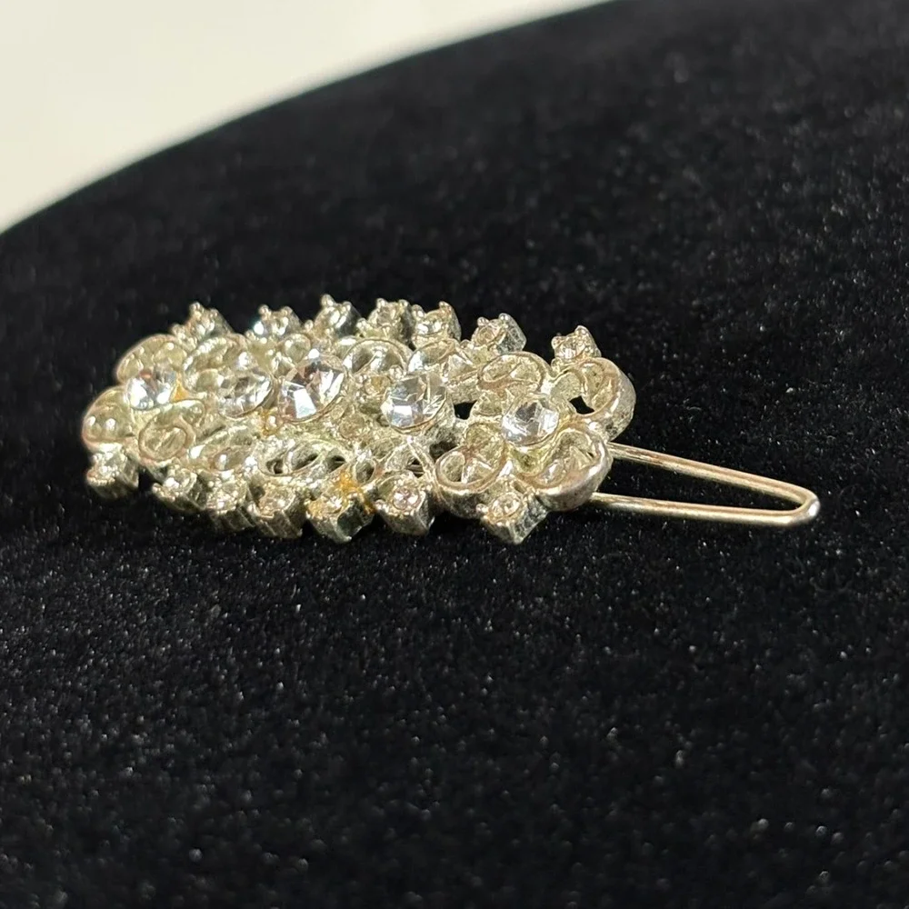 Vintage Silver Tone Rhinestone Hair Barrette Accessory Clip Retro Sparkle